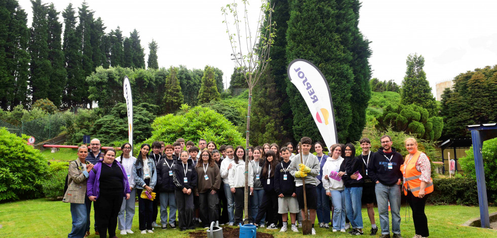 Repsol celebra una jornada educativa con el IES Pastoriza