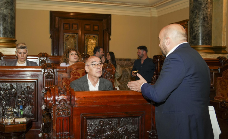 El pleno confirma el acercamiento de PSOE y BNG y aprueba la tasa turística en A Coruña pese al rechazo del PP