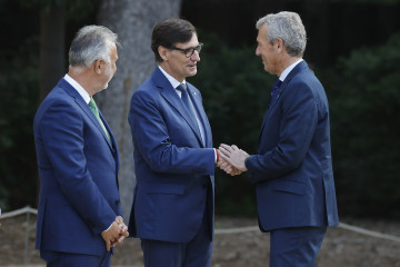 Conferencia de Presidentes, Alfonso Rueda saluda a Salvador Illa