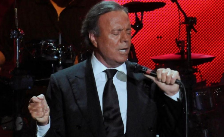 Las raíces gallegas de Julio Iglesias y la fecha de su visita a Ourense
