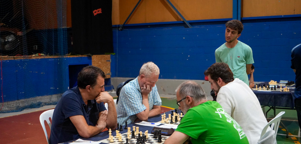 El ajedrez vuelve a ser protagonista en Culleredo reuniendo a 70 jugadores en el segundo torneo 'Xadrez Amodiño’