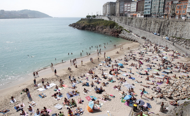 La asfixiante madrugada en A Coruña: ¿hasta cuándo seguirá el calor?