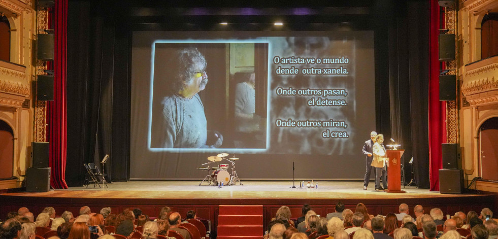 Homenaje al artista coruñés Tono Correa Corredoira