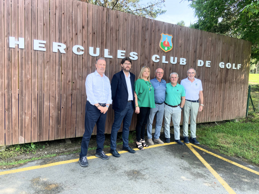 El alcalde de Arteixo visita el campo de golf de Larín para interesarse por los proyectos del club Hércules
