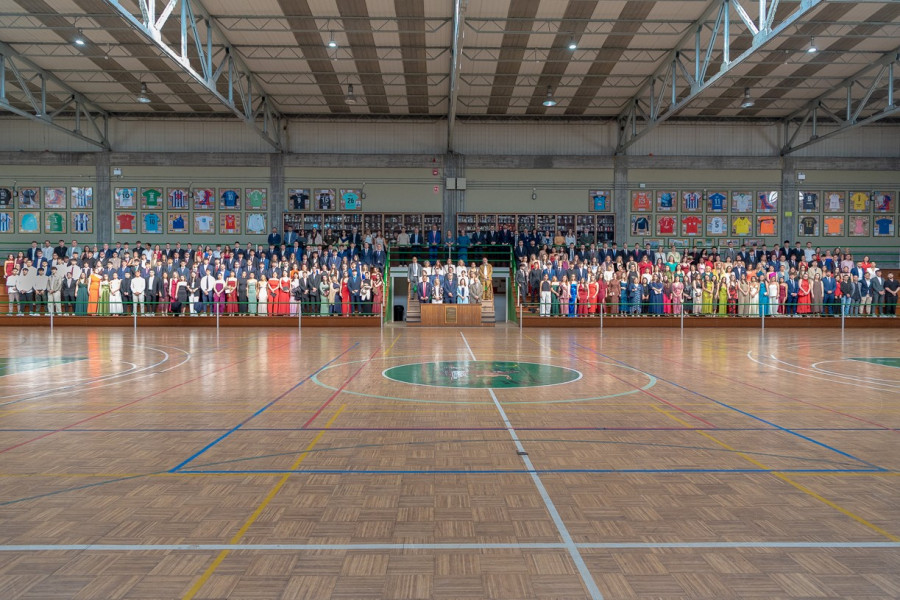 La graduación de los alumnos de FP y del Conservatorio de Música del Liceo La Paz