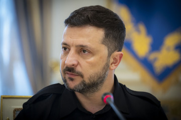 KIEV, 14/06/2025.-El presidente ucraniano, Volodímir Zelenski, durante una conversación mantenida con EFE y otros medios ucranianos e internacionales en Kiev. Zelenski espera pedirle personalmente a