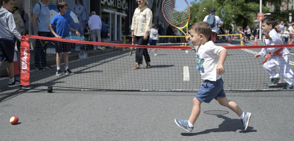 A Coruña disfruta del Día do deporte na rúa 2025