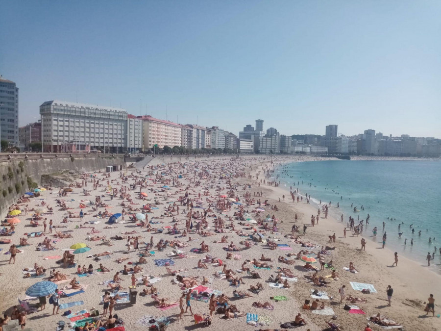 Hace 25 años | A Coruña vivió el día de junio más caluroso desde 1980, con 34,4 grados