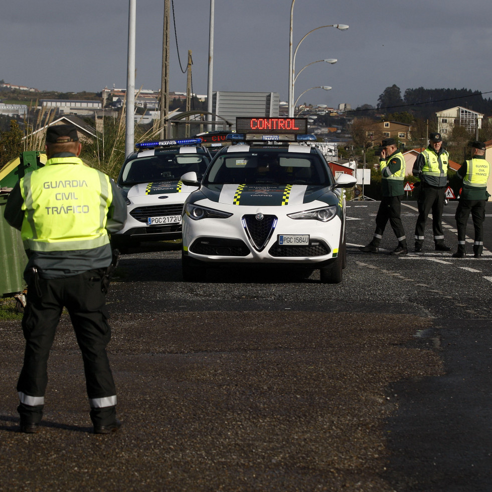 Tráfico advierte de que son “mogollón” los trucos de los camioneros para engañar al tacógrafo