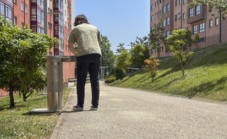 Las fuentes de un barrio de A Coruña parecen de agua maldita
