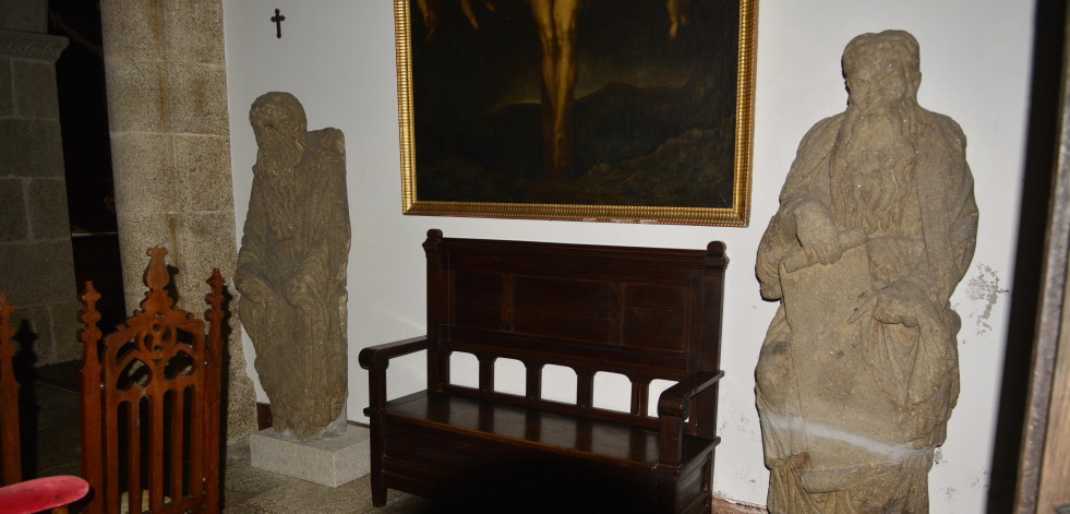O Tribunal Supremo obriga á familia Franco a devolver as estatuas do Pórtico da Gloria que conserva
