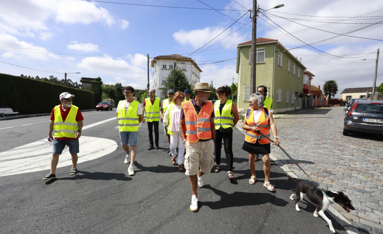 Vecinos de Infesta se movilizan para exigir mayor seguridad durante las obras de la AC-542