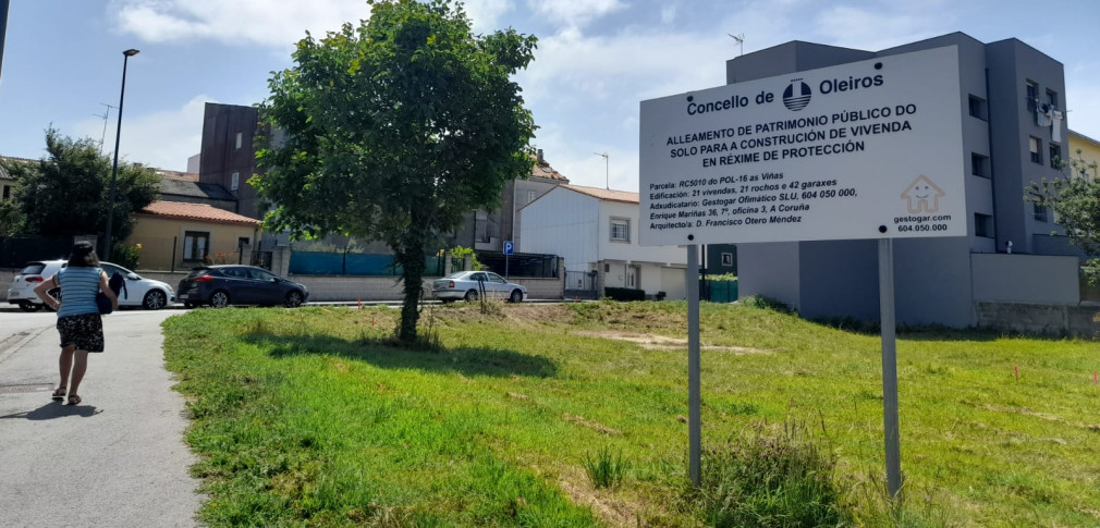 Oleiros comienza en julio la construcción de 115 pisos de protección en Perillo y Xaz