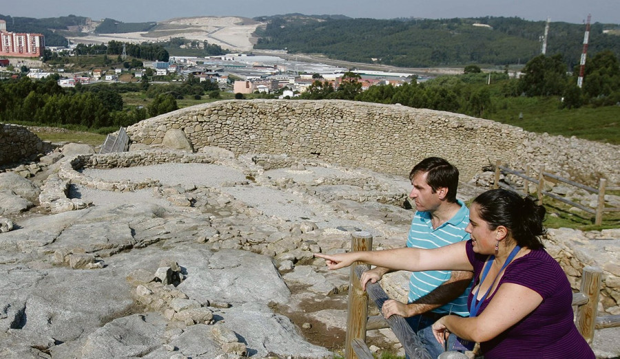 Hace 25 años | El parque arqueológico de Elviña recibirá más de 250.000 visitas al año