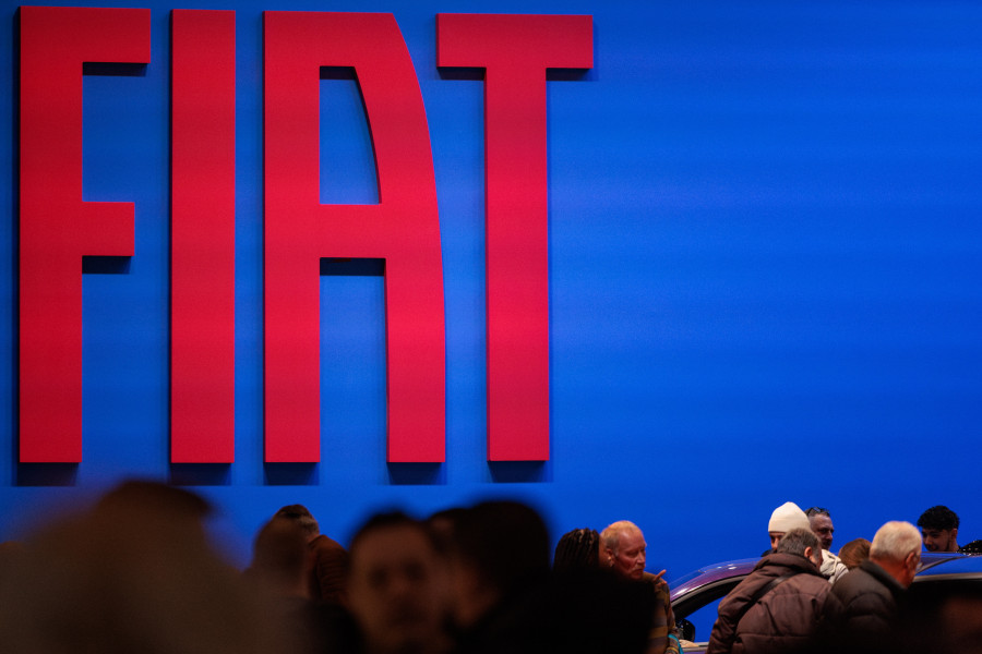 Fiat lanza el primer coche fabricado con envases de cartón reciclados