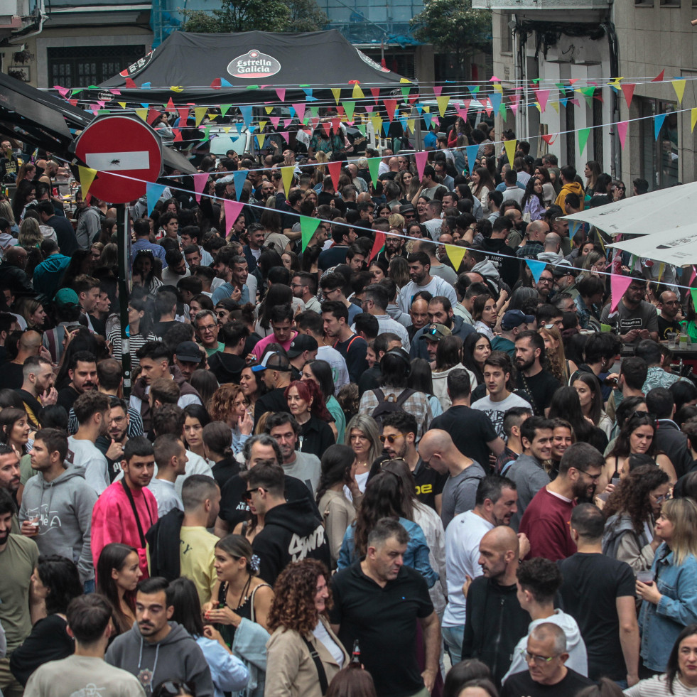 Estas son las fiestas del fin de semana en A Coruña y su área: de las verbenas de Os Mallos y Bens a la París de Noia en Miño