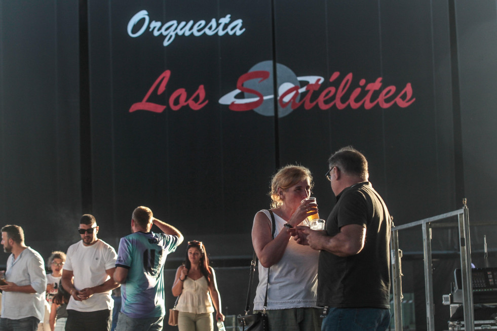 Jornada de fiestas en Bens (8)