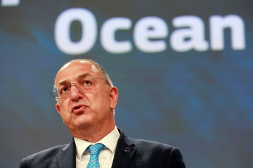 BELGIUM (Brussels), 05/06/2025.- European Commissioner for Fisheries and Oceans Costas Kadis gives a press conference on the Ocean Pact in Brussels, Belgium, 05 June 2025. The European Commission adop