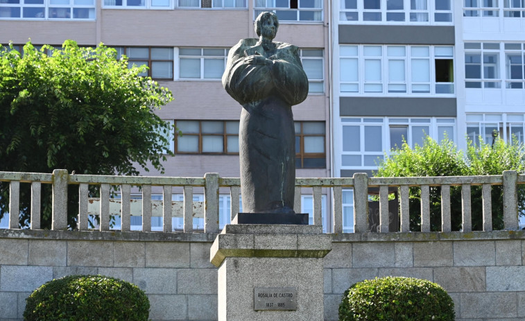 Coruña Insólita | La escondida estatua de Rosalía que nunca llegó a ser inaugurada