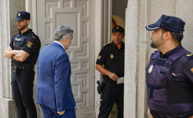 El juez envía a prisión sin fianza a Santos Cerdán