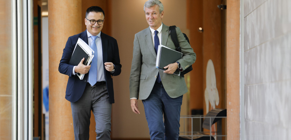 Galicia solicitará formalmente as competencias sobre os permisos de traballo e estudos a estranxeiros