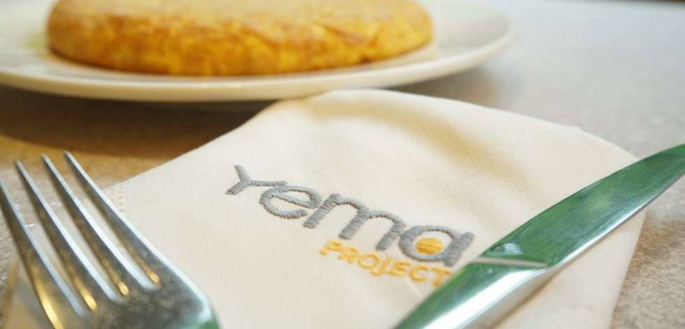 YEMA abre sus puertas en Santa Cristina: cocina sencilla, ingredientes locales y el huevo como protagonista