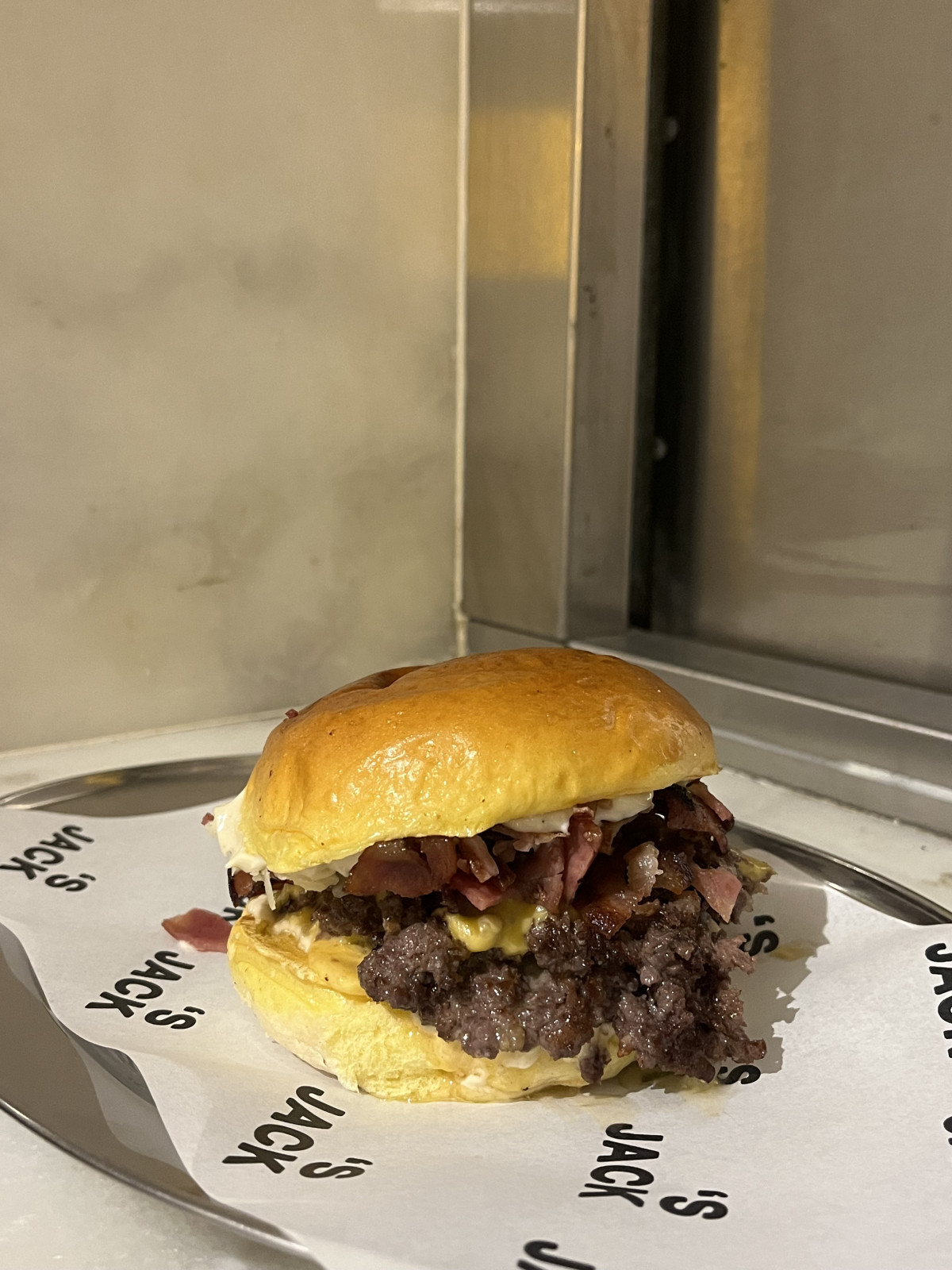 Trufaty, una de las hamburguesas que ofrece Jacku2019s