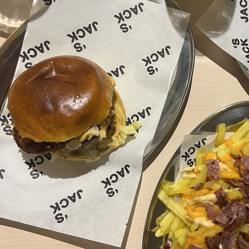 A Coruña, capital smash: Jack's se suma a la fiebre hamburguesera en Durán Loriga