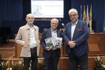 Vigo Trasancos, Llorca y Arenas, ayer en la presentación  Javier Alborés