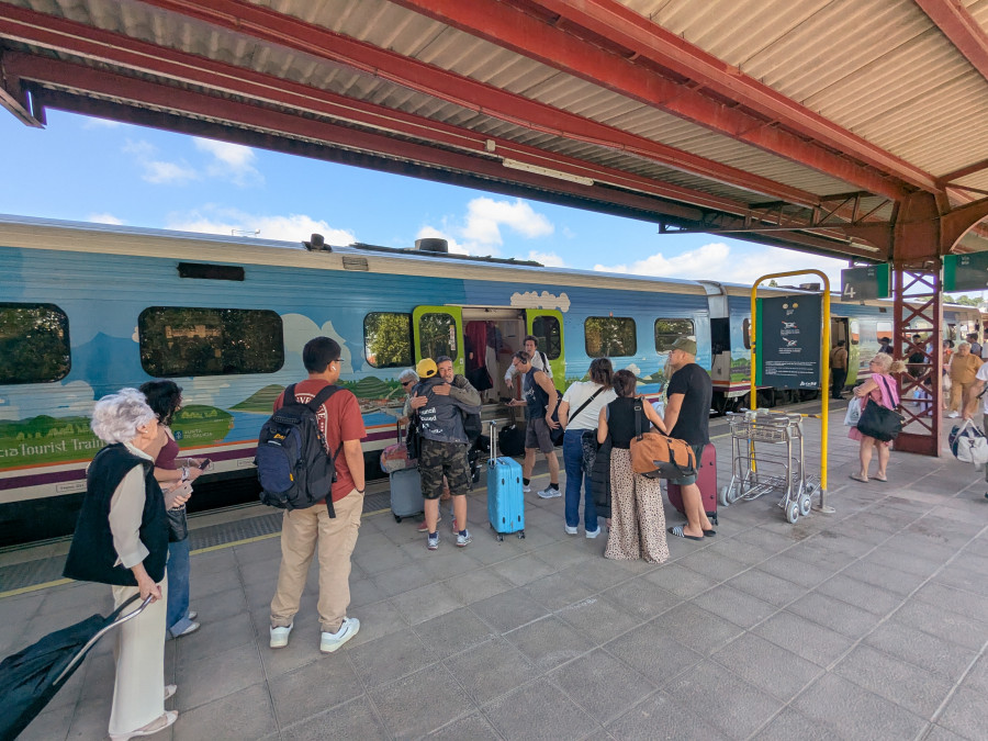 Los viajeros que sí usan el tren A Coruña-Ferrol: priman la comodidad al tiempo