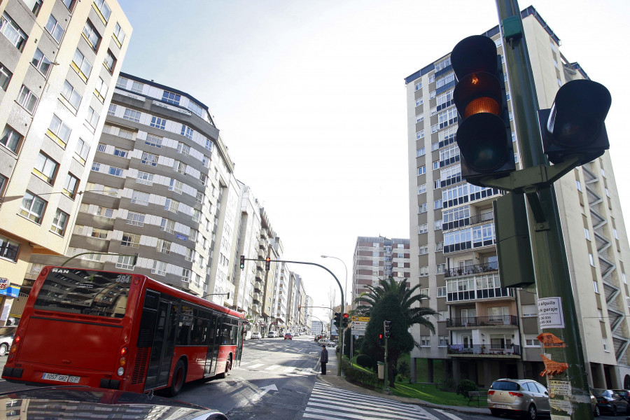 Hace 25 años | Los vecinos de Monelos piden que se mantengan las rutas del 1 y del 1-A