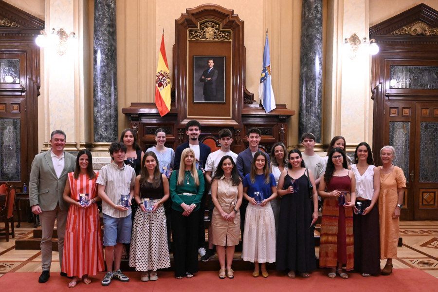 A Coruña premia a los quince mejores expedientes de la PAU 2025
