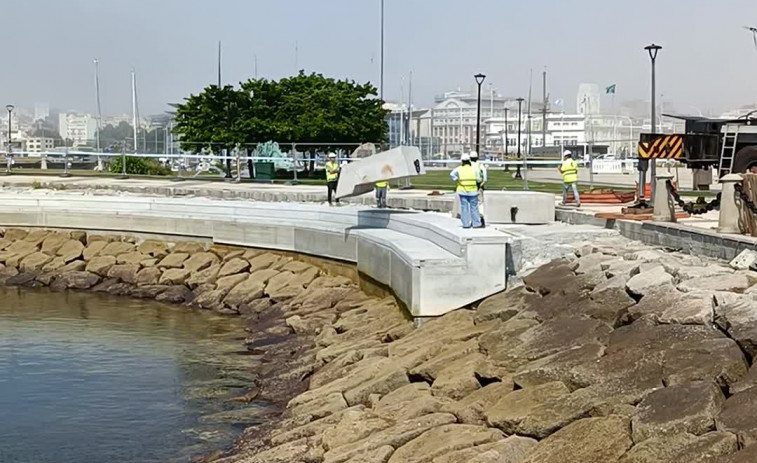 Continúan las obras en O Parrote para la creación de la plataforma de baño