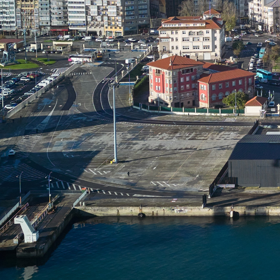 La falta de acuerdo entre ayuntamientos deja en el aire el proyecto del ferri entre A Coruña y Oleiros