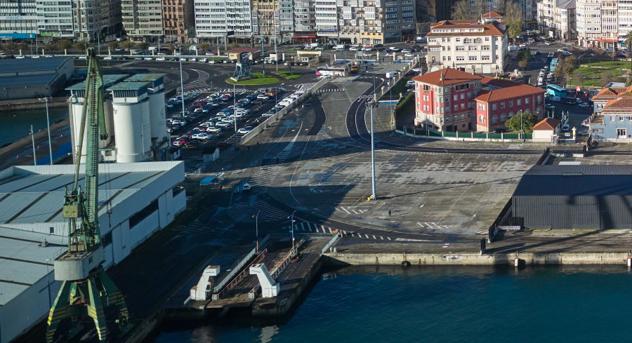 La falta de acuerdo entre ayuntamientos deja en el aire el proyecto del ferri entre A Coruña y Oleiros