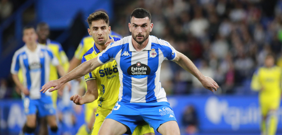 OFICIAL | Pablo Vázquez ya es jugador del Sporting de Gijón y puede volver a Riazor en la jornada 4