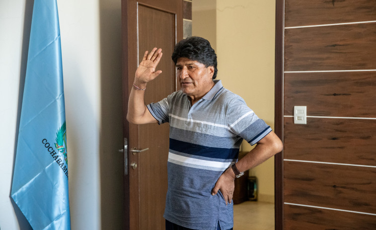 Dos mil personas con estacas, escudos y lanzas protegen el último fortín de Evo Morales
