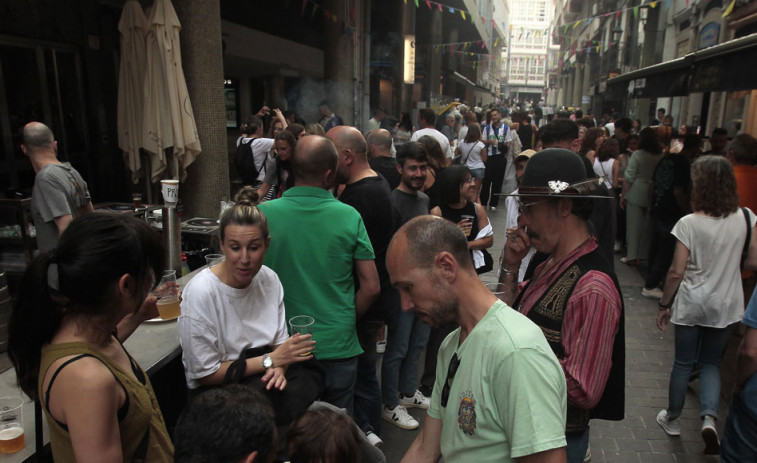 Varios bares del centro de A Coruña llaman “homófobo” al Ayuntamiento
