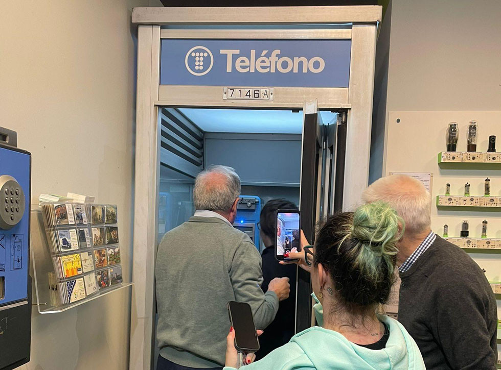 La ultima cabina de A Coruna que todavia funciona 21122858