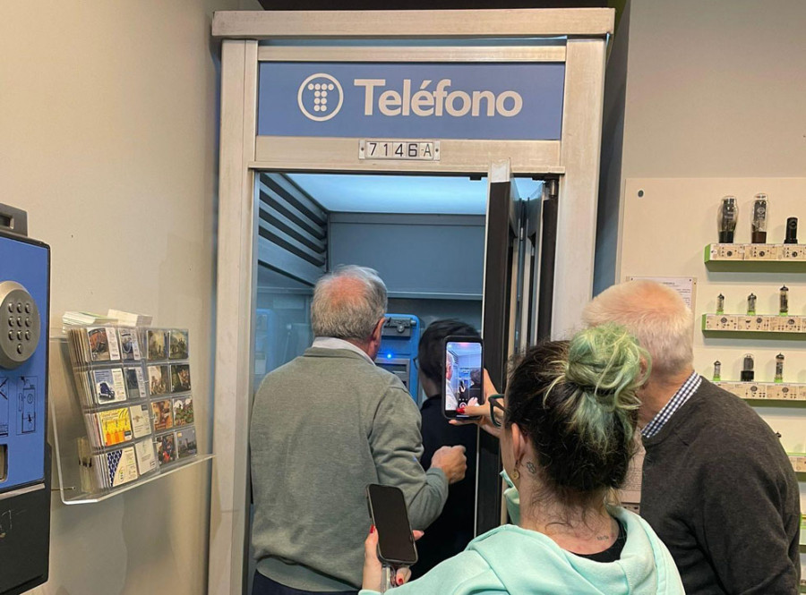 Cuando el teléfono  móvil era fijo