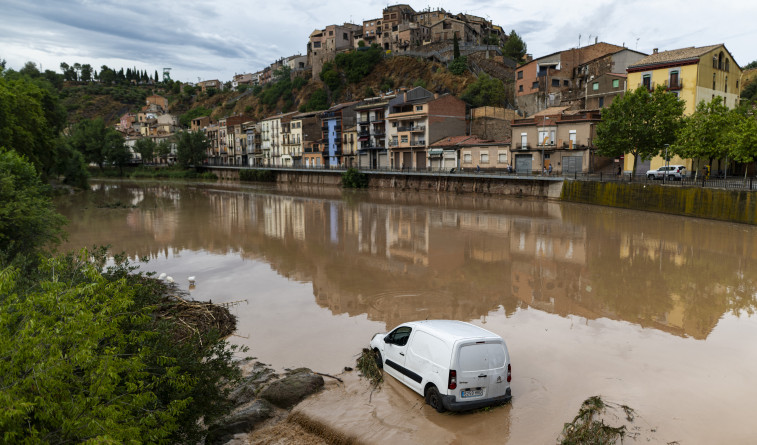 Cataluña y Aragón recuperan poco a poco  la normalidad y se suspende la búsqueda de dos desaparecidos