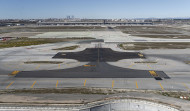 Retrasado el aterrizaje de un vuelo de A Coruña por la presencia de una persona en una pista en Barajas