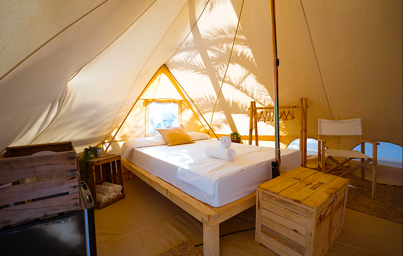 Glamping Atlau0301ntico. I CAMPING AS CABAZAS 