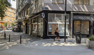 ¿Robo o vandalismo?: la pastelería Buen Rollo de Os Mallos amanece con un cristal roto