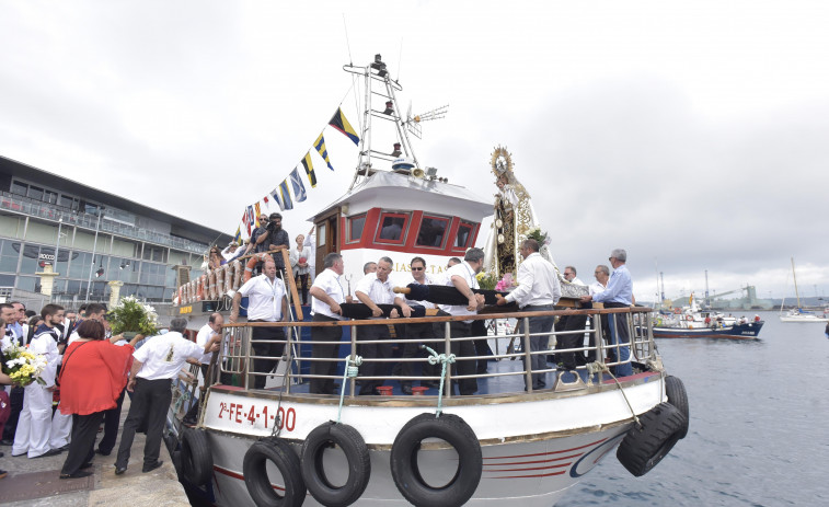 Fiestas del Carmen en A Coruña: procesión marítima y celebraciones en el Club del Mar y Mariñeiros y O Peruleiro