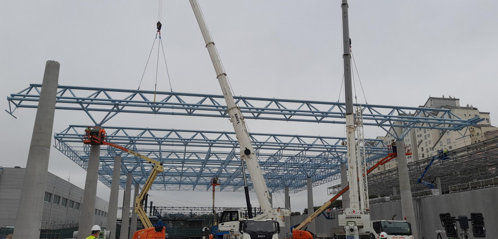 La gran marquesina que marcará la imagen de la intermodal ya está en marcha