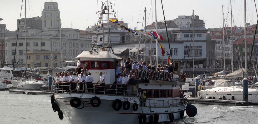 Devoción y tradición marinera en A Coruña: la ciudad asoma al océano para celebrar el Día del Carmen