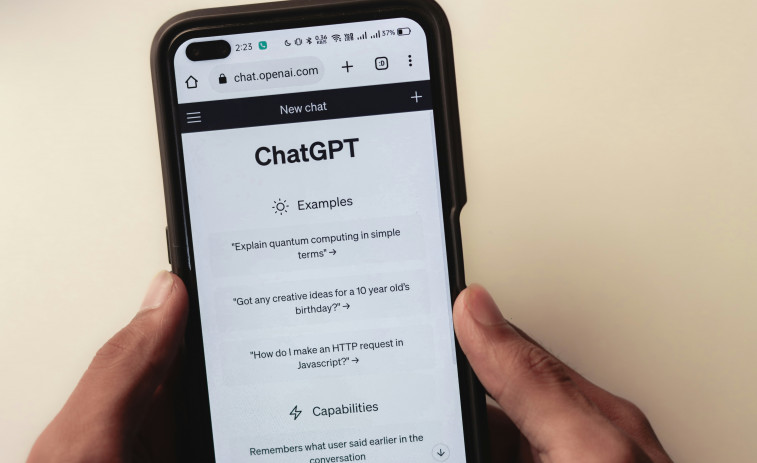 ChatGPT presenta su nuevo agente inteligente capaz de navegar por la web y crear presentaciones PowerPoint