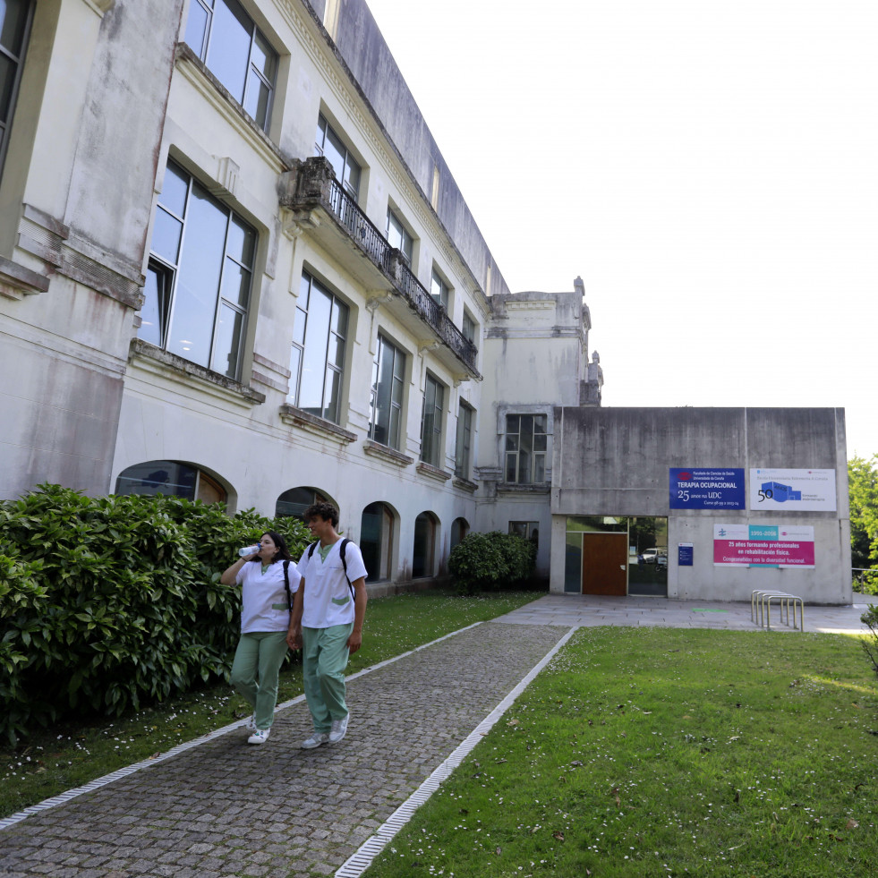 Dos nuevas carreras llenan sus plazas en la Universidad de A Coruña