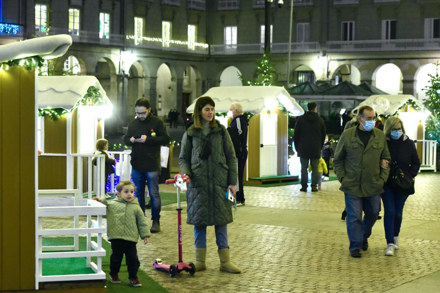 El poblado navideño de A Coruña deja helados a los hosteleros